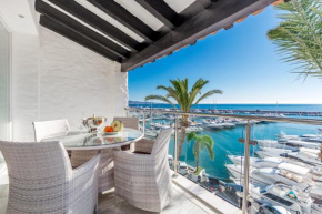  2 bedroom Frontline Penthouse in Puerto banus  Марбелья